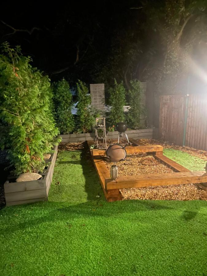 O Dan Y Coed Luxury Yurt With Hot Tub Hotel Chwilog Luaran gambar